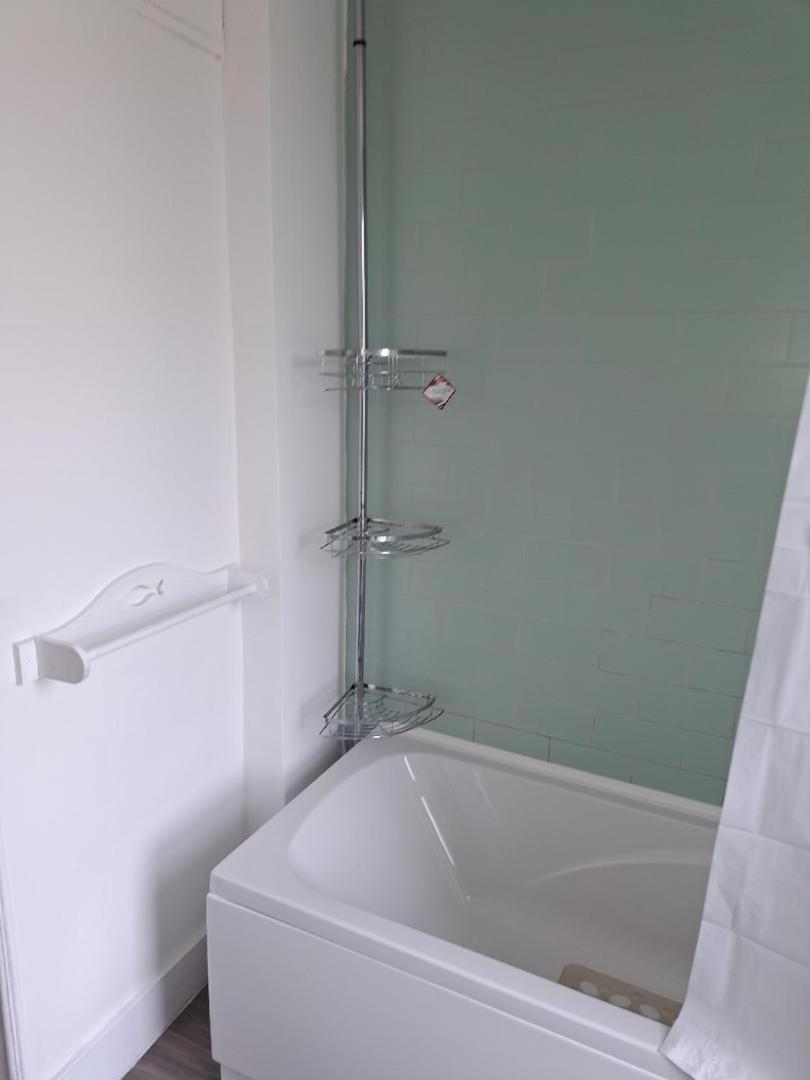 Double Room Available- London Seven Kings Seven Kings Train Station Ilford Eksteriør billede